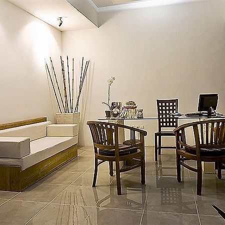 The Adnyana Villas & Spa Dempasar Exterior foto