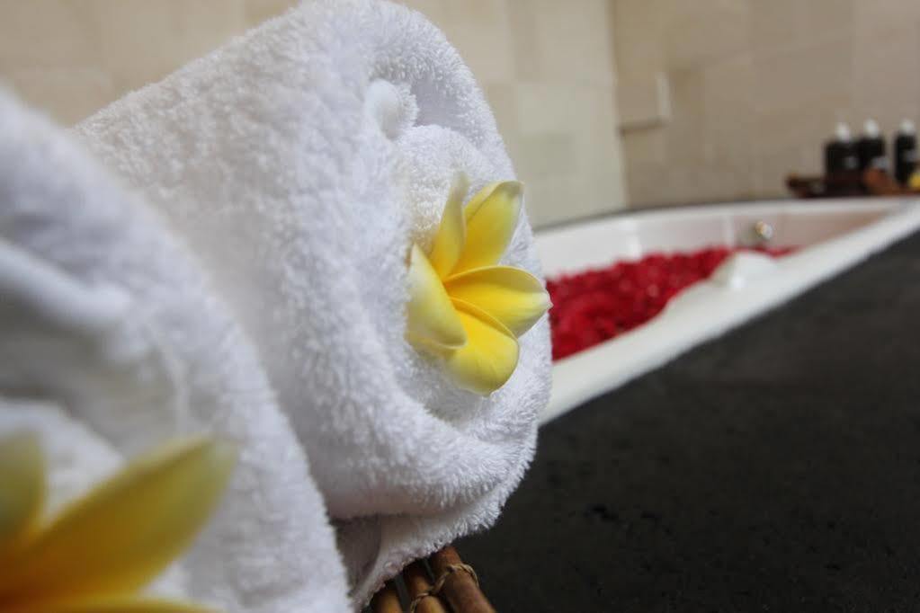 The Adnyana Villas & Spa Dempasar Exterior foto